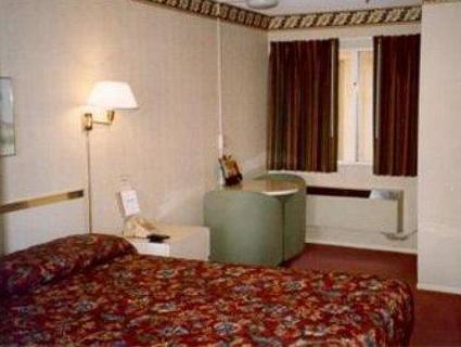 Americas Value Hotel 2*